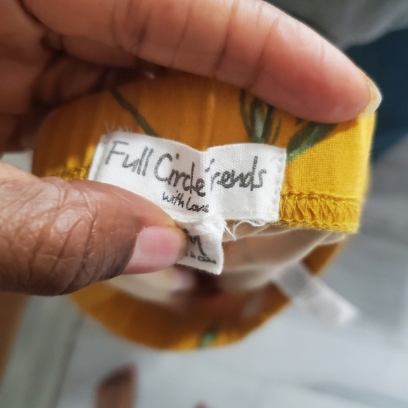 Full Circle Trends Womens Jersey Floral Print Skirt Knee Length Size Med Yellow - Picture 2 of 4